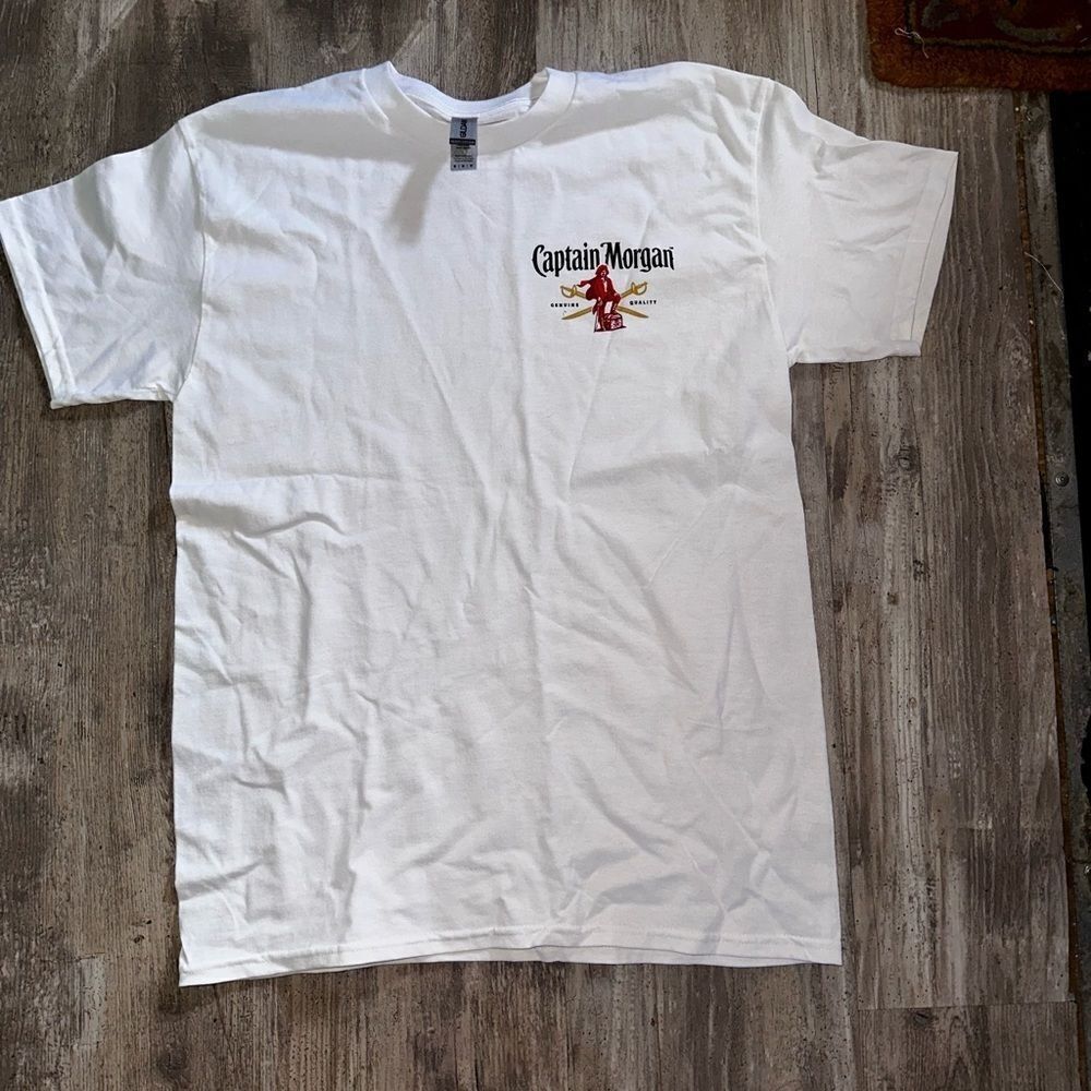 Captain Morgan white tshirt new sz M